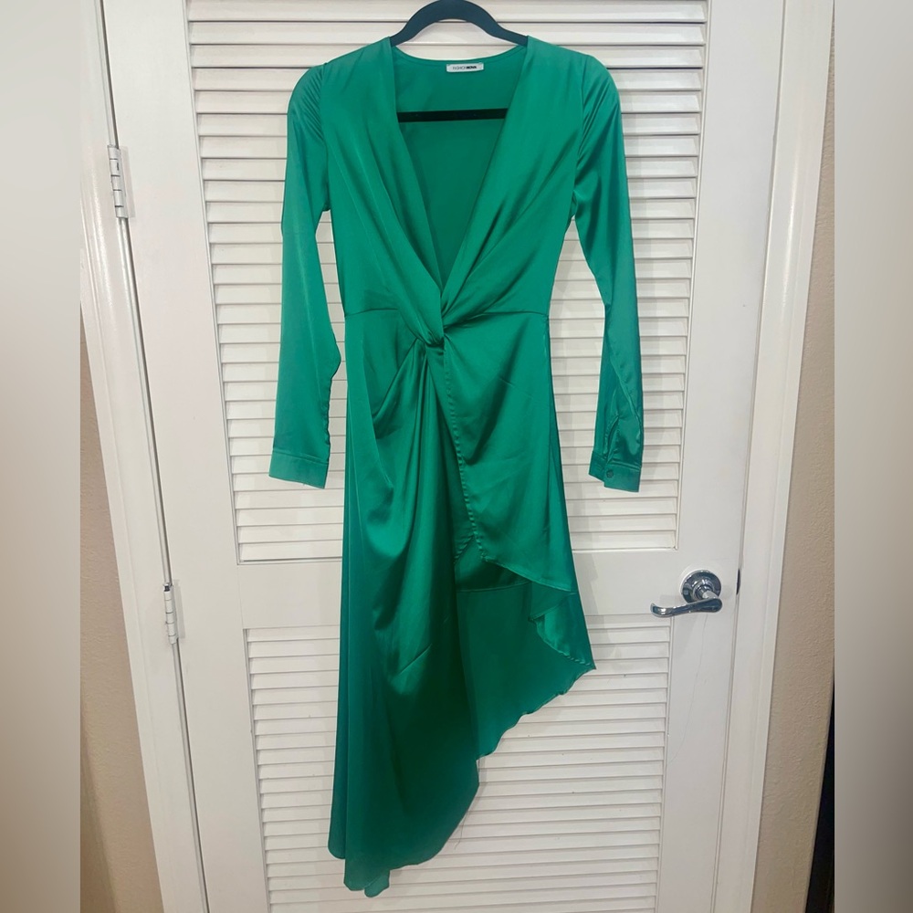 Fashion nova Satin‎ Dress green